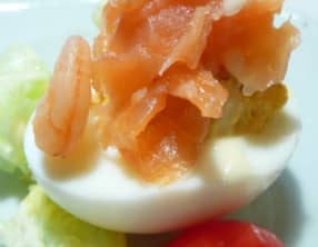 Oeufs durs au saumon