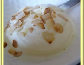 Crème glacée au lait d'amande