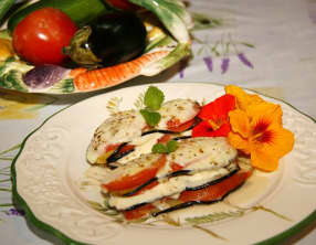 Millefeuille d'aubergines tomates et mozzarella