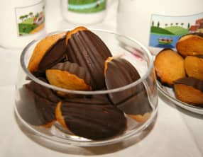 Madeleines en coques de chocolat
