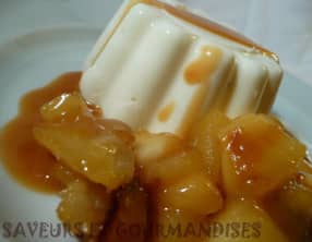 Panna Cotta aux pommes et caramel salé