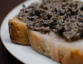 Crème d'olive à la feta