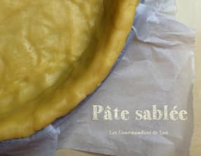 Pâte sablée au beurre demi-sel