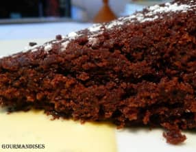 Gâteau au chocolat et au sirop de sucre de canne
