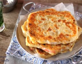 Msemens farcis à la kefa oignons et poivrons