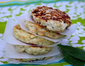 Galettes de poulet au basilic et piment d'Espelette