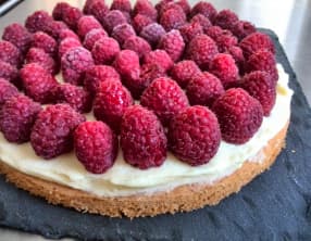 Tarte aux framboises sur sablé breton