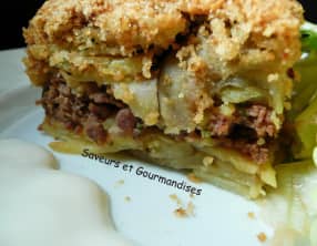 Pommes de terre en mille-feuilles farcies en gratin