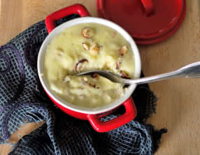 Purée de pomme de terre et courgette au Bleu de Bresse et aux noisettes