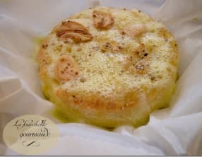 Camembert grillé aux herbes