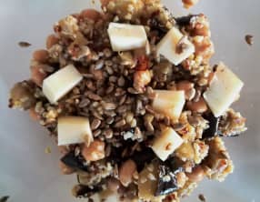 Salade de céréales,pois chiches et aubergine