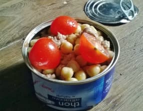 Salade de Pois Chiches au Thon et Tomates Cerises