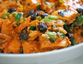 Curry de poulet à la citrouille, aux patates douces, carottes, coco