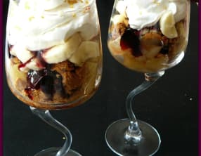 Verrines d' automne à la gelée de raisin-framboise