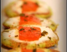 Pancakes de courgette, fromage frais et saumon fumé