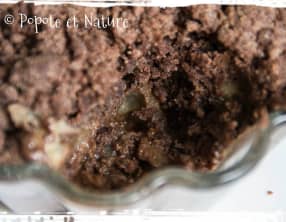 Crumble aux poires et aux bananes au chocolat noir