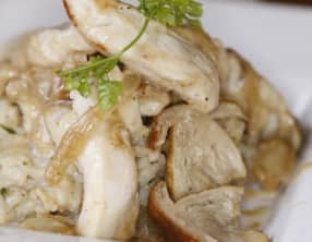 Riz crémeux au poulet et aux cèpes