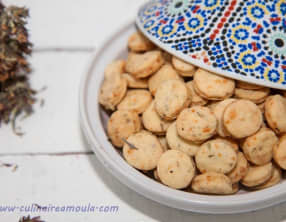 Fkakess au fromage et thym