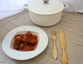 Sauté de veau à la tomate et aux champignons