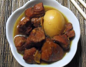 Porc au lait de coco et au caramel