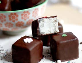 Guimauves à la vanille enrobées de chocolat