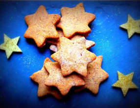 Biscuits de Noël au sarrasin et au gingembre