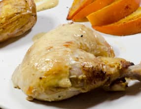 Poulet à la moutarde Maille Truffe et Chablis, kaki rôti