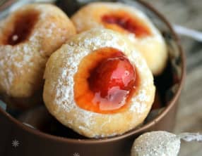 Bredeles à la confiture de pralines rose