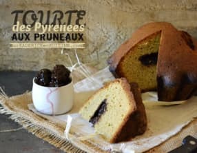 Tourte des Pyrénées aux pruneaux