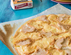 Tarte fine au Maroilles, aux poires et au cumin