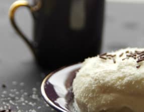 Merveilleux à l'ananas et noix de coco