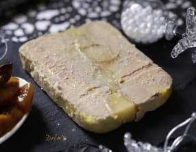 Foie gras aux pommes et aux épices chutney pomme mangue