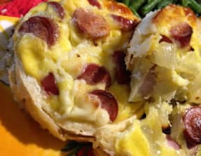 Tarte à l'oignon et saucisses