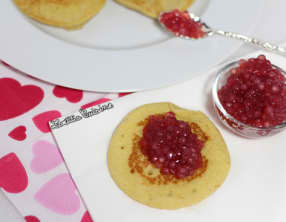 Blinis végétaliens et caviar végétal sucré