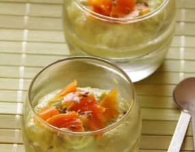 Verrines à la mousse d'avocat et saumon fumé