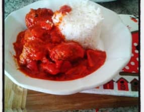 Boulettes de viande façon tajine à la tomate et aux poivrons