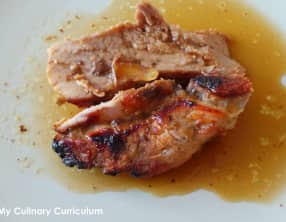 Rouelle de porc au miel, sauce soja et cinq épices