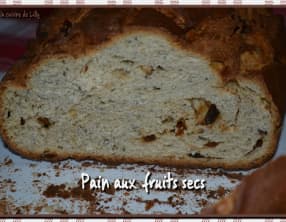Pain aux fruits secs