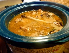 Poulet aux endives caramélisées et pruneaux