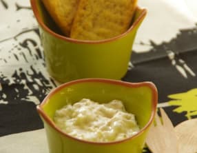 Crème de chèvre, miel et romarin à tartiner