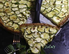 Tarte fine aux courgettes et à la menthe
