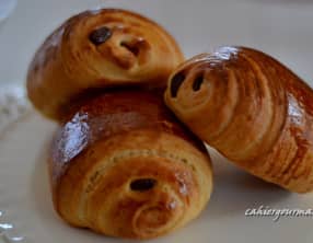 pains briochés roulés au chocolat