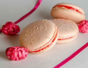 Macarons aux pralines roses