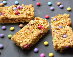 Barres aux flocons d'avoine et m&m's