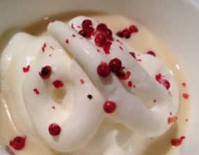 Velouté de topinambours, espuma au Mont d’Or