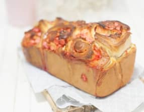 Brioche aux pralines roses