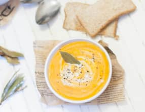 Soupe de légumes grillés