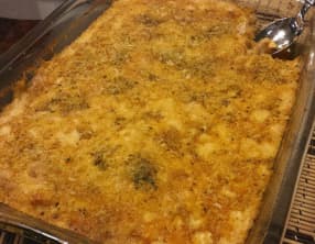 Poulet épicé, à la crème gratiné, au fromage