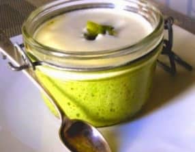 Flans poireau-parmesan et crème de parmesan