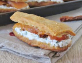 Éclairs craquelin salés au sarrasin et à la truite fumée